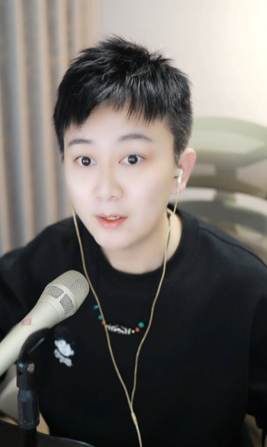 芮甜甜只坑大哥，从不坑粉丝！YY的游客实力碾压其他平台(图4)