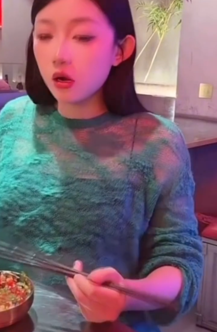 林木视频事件后，现在给牌牌琦当司机！天佑拒绝透露二驴回归一事(图3)