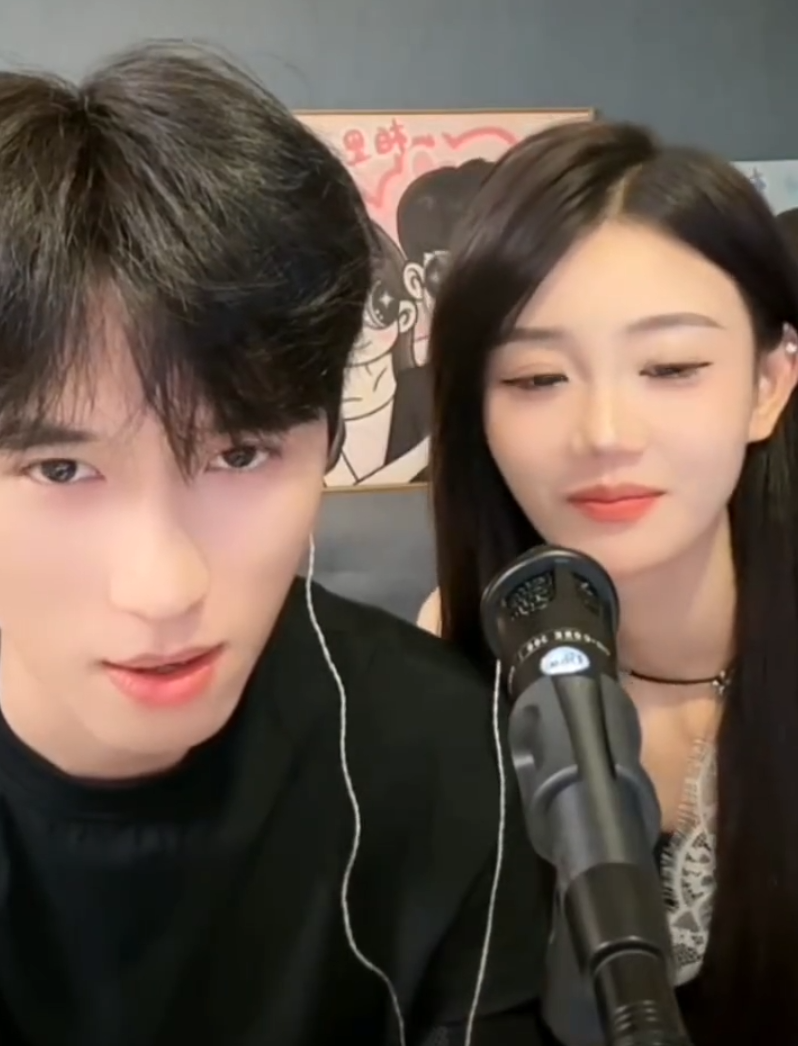 沈曼被“鬼马”骂哭，压力无处释放，牌牌琦给依玥和柏里挑依粉丝道歉(图6)