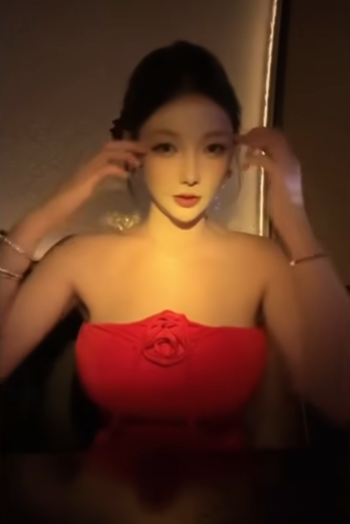 首次直播就违规被“抬走”，米娜小号某音开播，绝不退网还要挣钱！(图7)