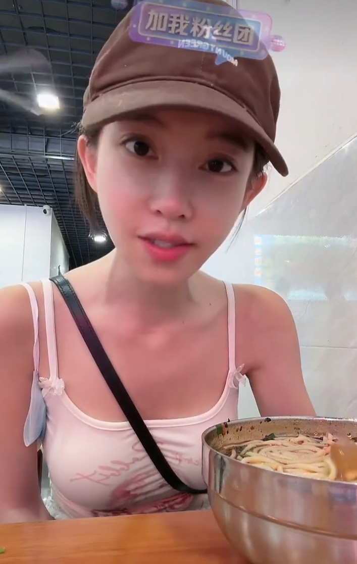 粉丝造黄谣带节奏,冯提莫:我跟阿哲是朋友,小心律师函警告你(图3)