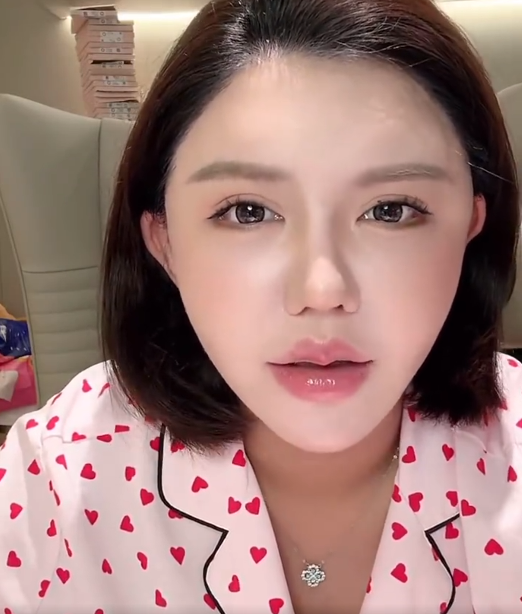 方丈老葛走不走动取决于钱？韩安冉喊喊话妈妈：需要你时都不在(图4)