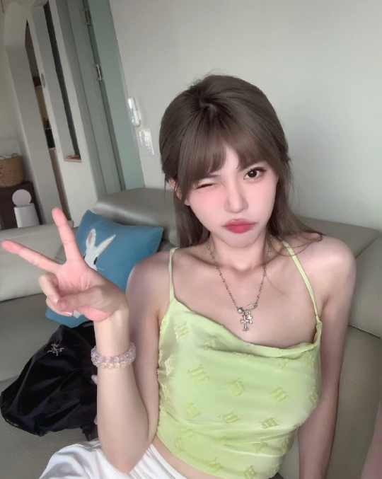 一天Cos一个黑悟空妖精,周淑怡COS观音姐姐,粉丝却想看菩萨破防(图1)