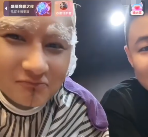 方丈曾拒绝辛巴8000w签约费？旭旭宝宝约战阿哲打PK？(图3)