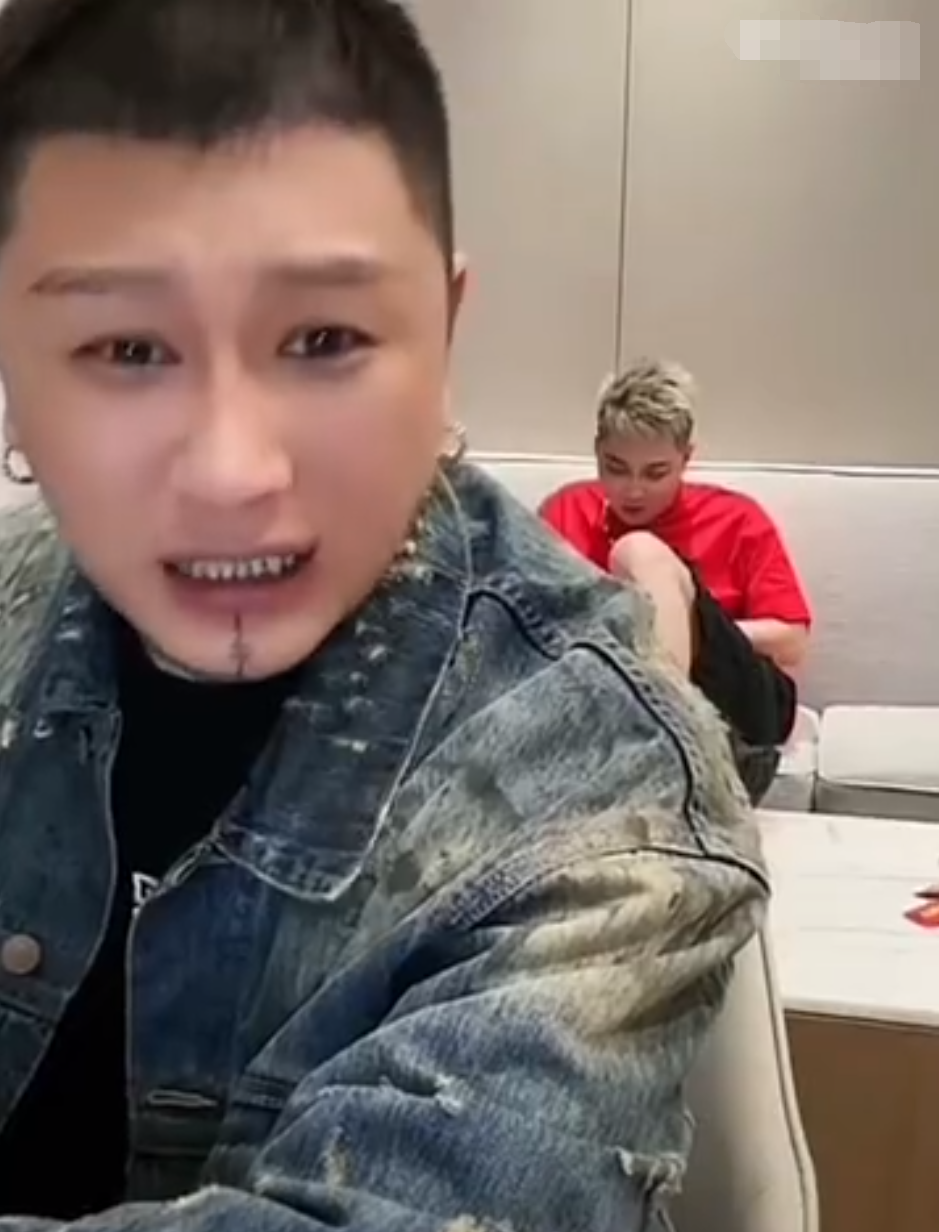 韩安冉拒绝生三胎,要上节育环!丈门内讧结束,方丈疯狂扎心李舒克!(图6)