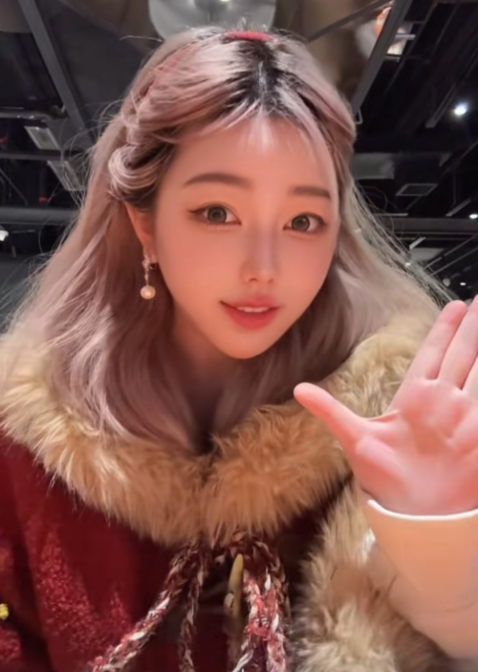 临时加戏只因身材太好?刘飞儿回忆拍片往事,1500块片酬还被调戏(图1)