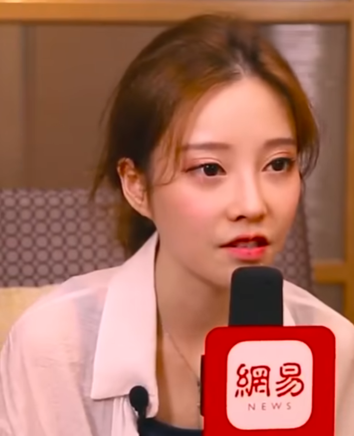 冯提莫大方回应“会计门”,打赏的钱早就退了,其实她也是背锅侠(图5)