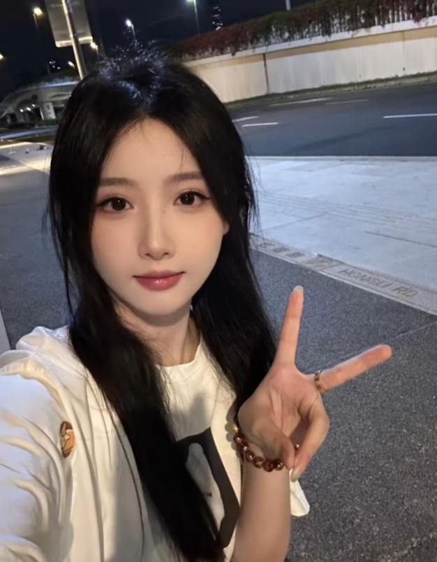 直播5年能买2000万豪宅？女主播自曝“大哥”经济，谁在消费买单(图4)