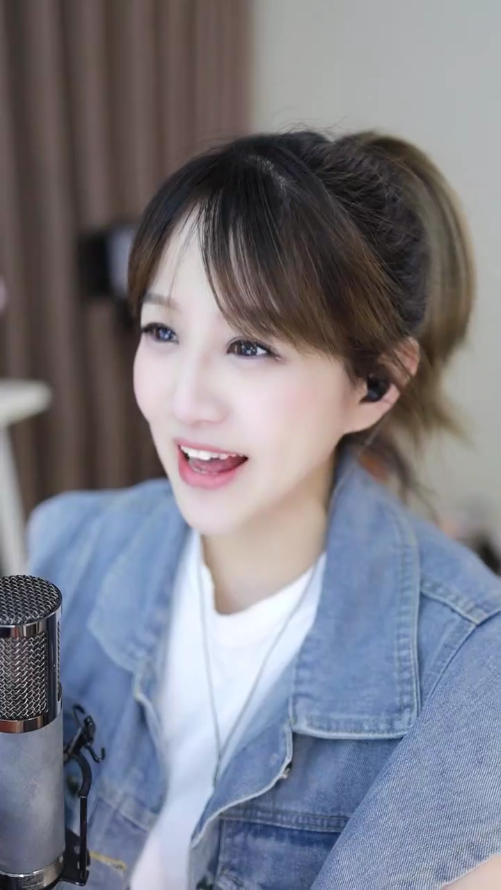 YY给文儿续约费“8000万”？如果不是签约睿廷，微凉可能已退网(图1)