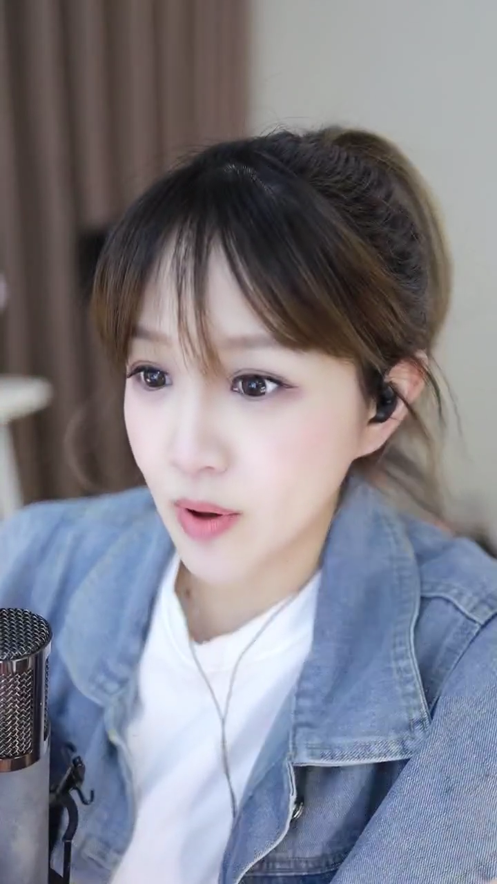 YY给文儿续约费“8000万”？如果不是签约睿廷，微凉可能已退网(图2)