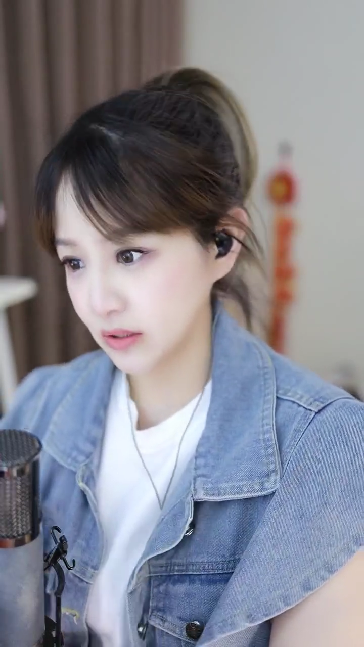 YY给文儿续约费“8000万”？如果不是签约睿廷，微凉可能已退网(图3)