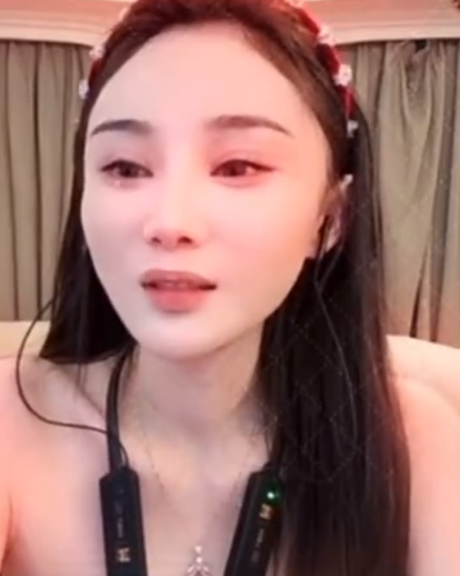 方丈不满沈曼立场刘二狗？天佑暗讽仙洋团播划水？团播没难度(图1)