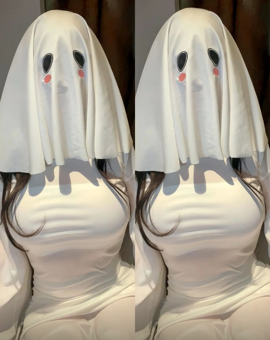 看的不是脸而是身材，“幽灵娘”cos爆火出圈，美女网红名利双收(图8)