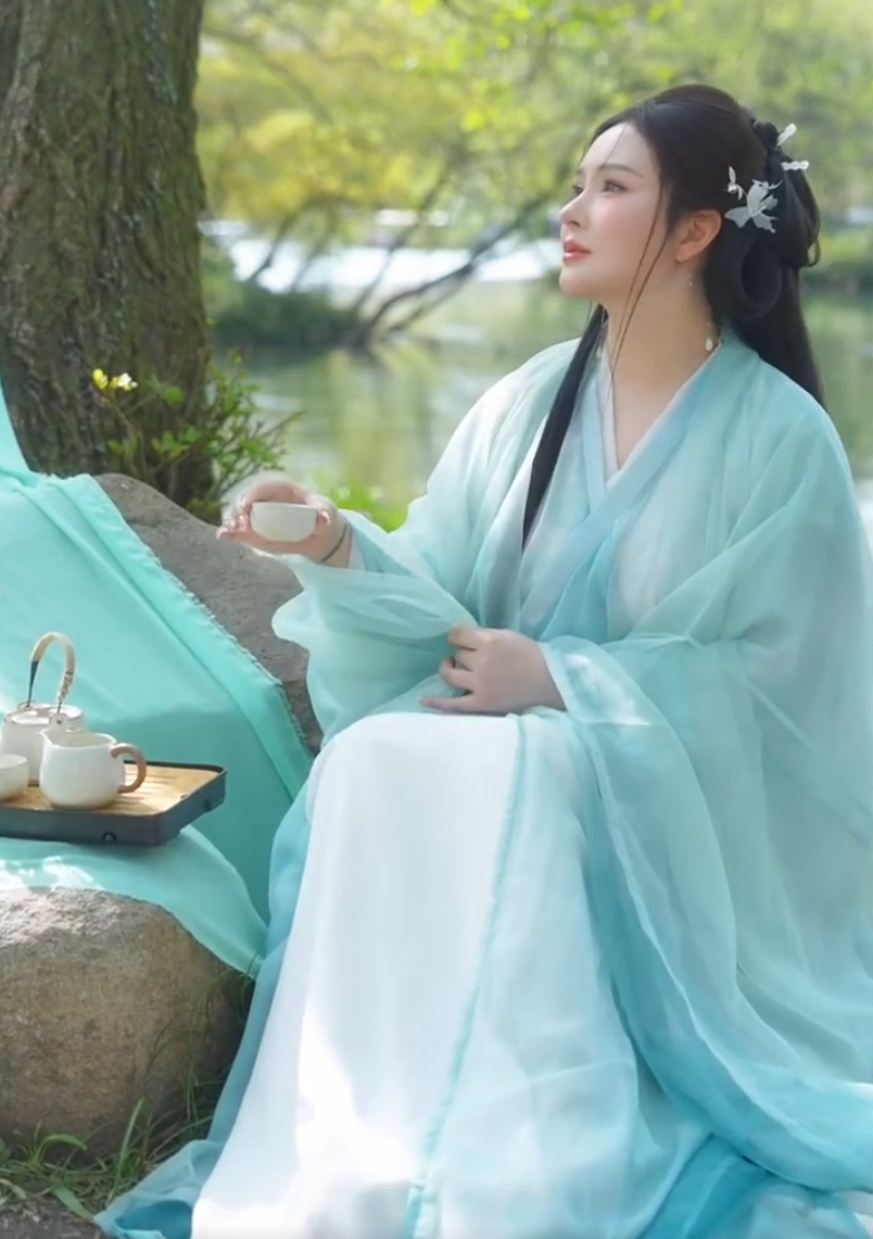 初代鬼畜网红,52岁面筋哥抗癌7年离世!生三个孩子的妈妈,驴姐为文静鸣不平!(图2)