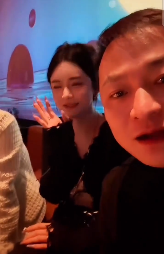 伽柏哥亲赴韩国助阵!蛋蛋剑指辛巴纪录,二子爷烧烤摊偶遇杜凤?(图5)