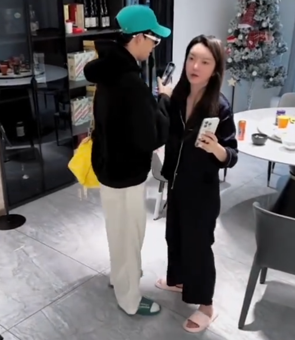 沈曼爆料天佑曾说“孤独终老”不结婚！韩安冉又要离婚？开撕现任老公宋浩然(图2)