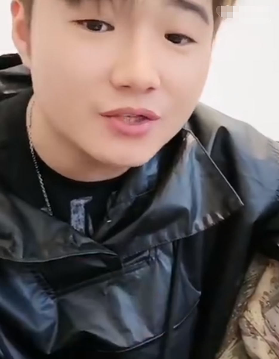 网红李嘉欣：不建议打工做主播！网红白小白否认一年能挣几个亿？(图3)