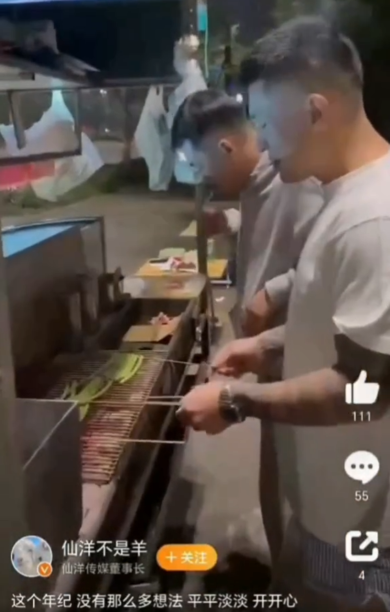 天佑:我现在不靠直播挣钱,流量不太好,阿哲不接受平台的建议(图3)