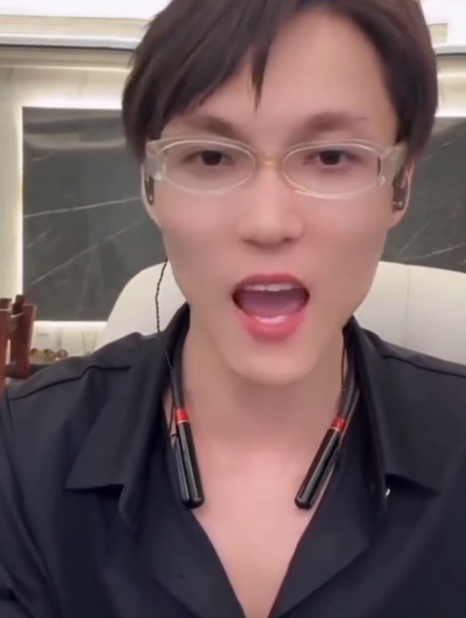 女徒扎心“漂流嫂”,张二嫂破防合同限制!雷少怒怼刘二狗,你小子就叫嚣行(图5)