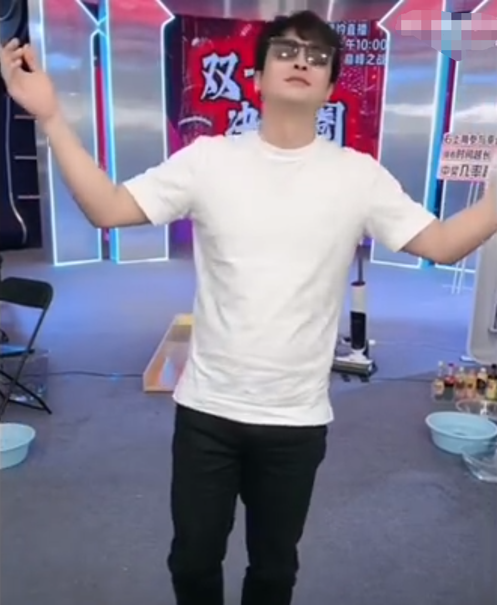 辛巴：哥在行业里已登峰造极！辛巴称未向刘强东道歉，我没做错事(图1)