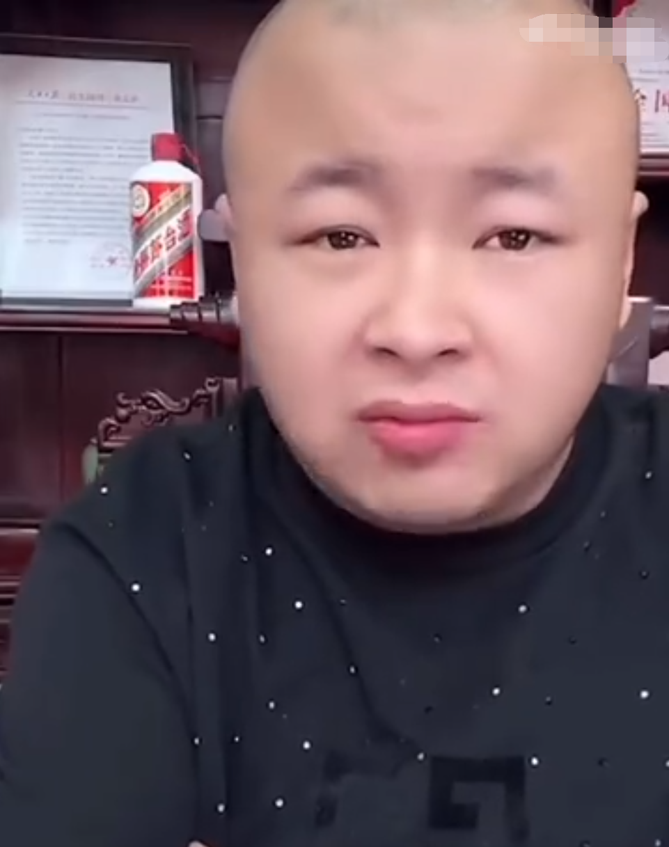 二子爷表忠心KS愿签钻石！豆姐诉苦舅舅去世，我还得给你们直播(图2)