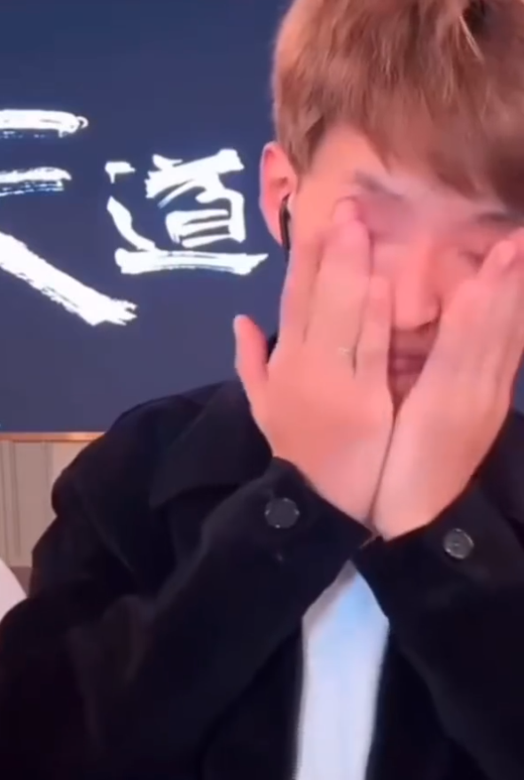 曾被人威胁祁天道又哭了,自比天蓬元帅,二子爷否认家暴小雪,那叫互殴!(图1)