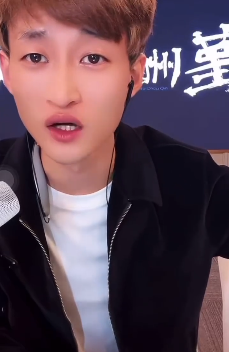 曾被人威胁祁天道又哭了,自比天蓬元帅,二子爷否认家暴小雪,那叫互殴!(图3)