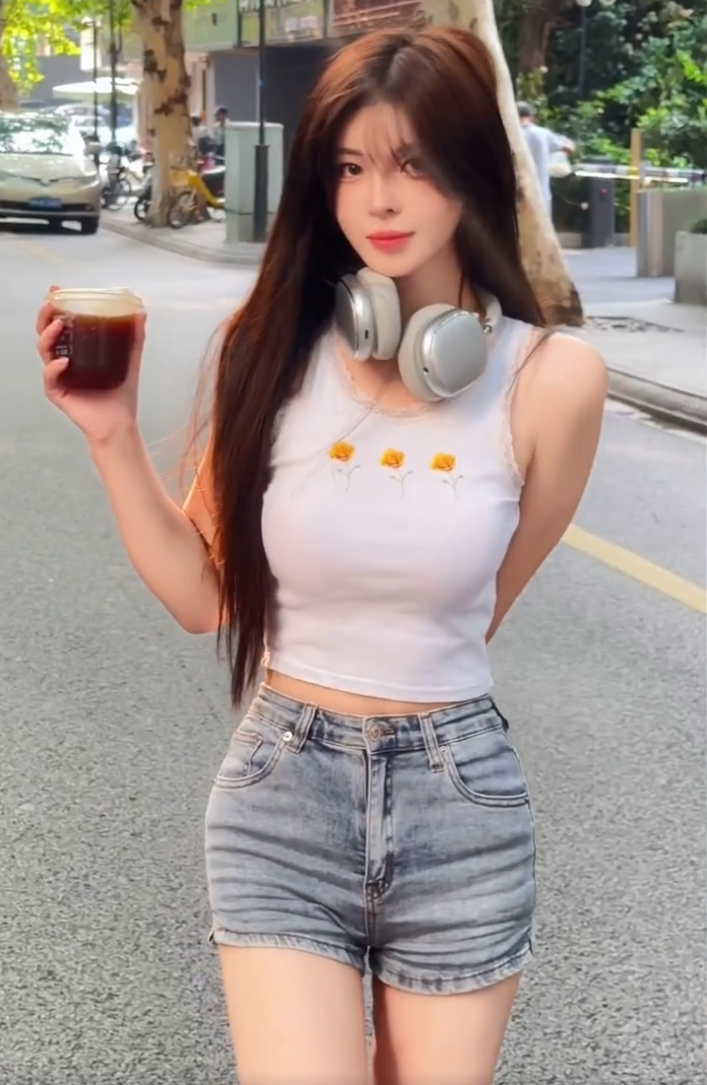 直播已经挣不到钱了，苏恩想去大哥公司上班，固定月薪2万也愿意(图4)