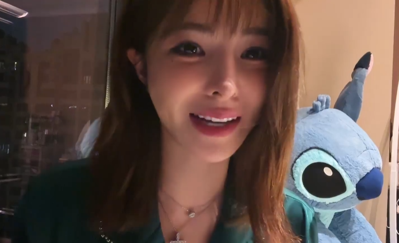 直播已经挣不到钱了，苏恩想去大哥公司上班，固定月薪2万也愿意(图7)