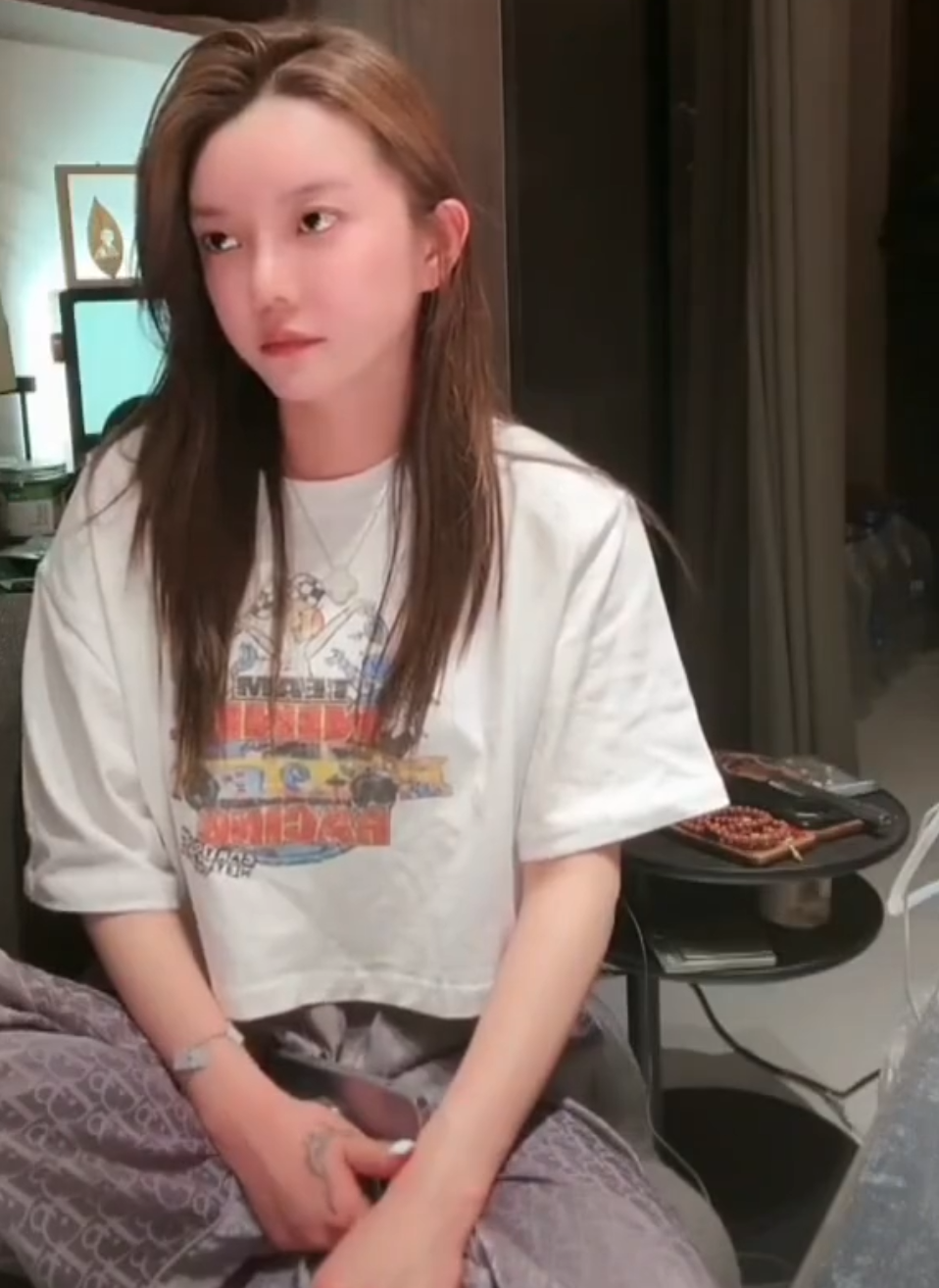 仙洋全网交好，巴扎黑王某人有利可图？崔阿扎爆料仙洋醉酒躺马路(图6)