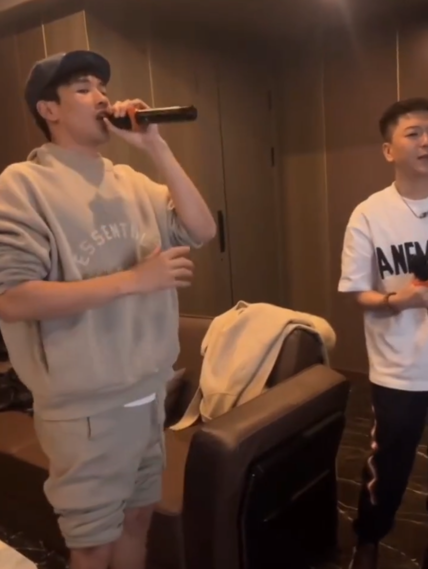 小美御姐不敢直播怕有节奏?天佑表示:特别享受现在的生活(图4)