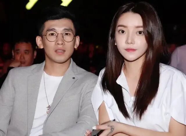 仙洋：阿扎天佑处对象我很高兴！小美御姐回应跟仙洋在一起不敢带货(图2)