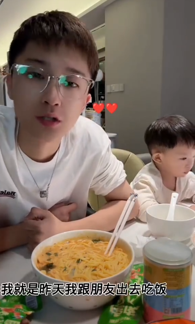 否认是KTV女主角，柚子君晒证据，KS直播平台被有关部门处罚！(图5)