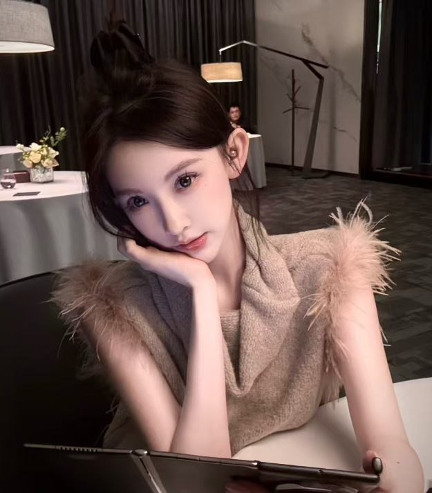 连1万都赚不到不如上班，美女主播自曝想退网，直播黄金时代已逝(图1)