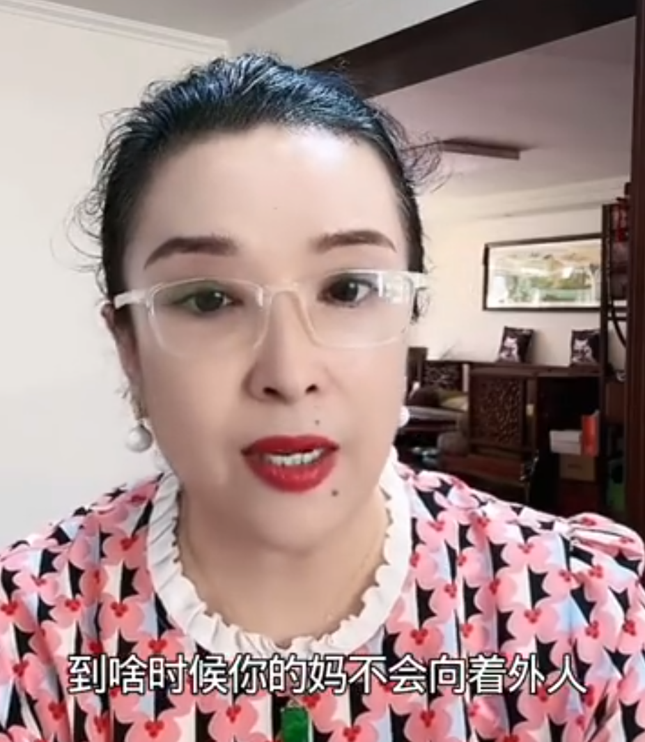 方丈分析仙家嫂家互撕碰瓷式营销？天佑妈妈硬核护儿：他没进去过！(图5)
