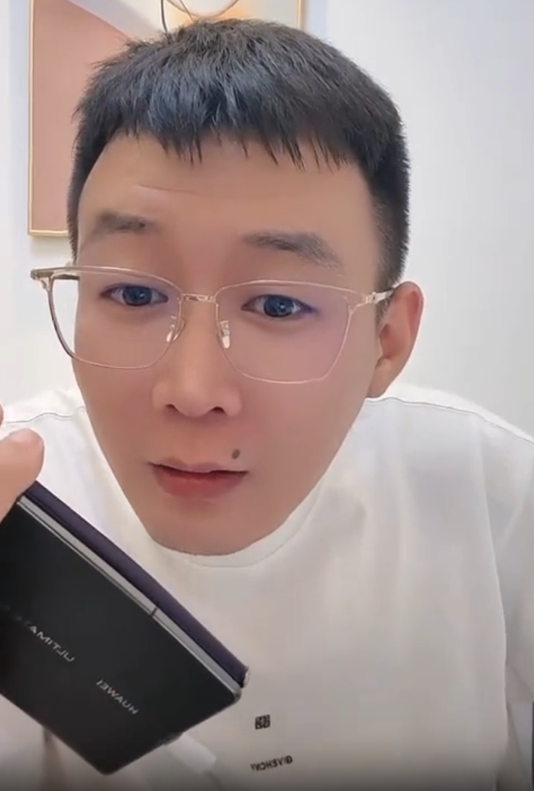 小白龙致电确认：赵本六账号解封在即？旺仔小乔演唱会票价968遭群嘲？(图2)