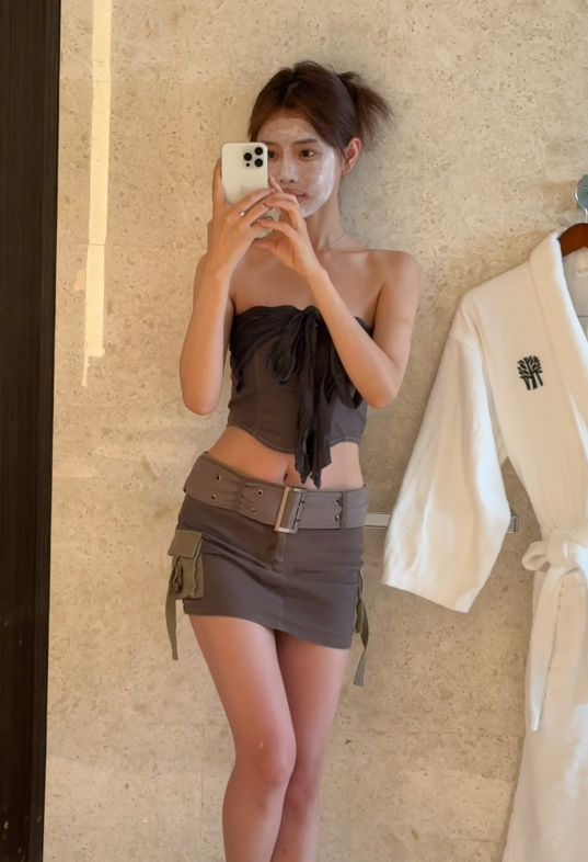 芮甜甜爆DY全是“虚假繁荣”，自曝即将移居香港！过气网红？天佑回应为何不在KS直播聊天了(图3)