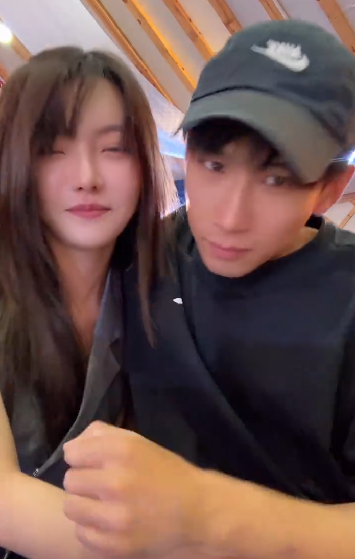 芮甜甜爆DY全是“虚假繁荣”，自曝即将移居香港！过气网红？天佑回应为何不在KS直播聊天了(图6)