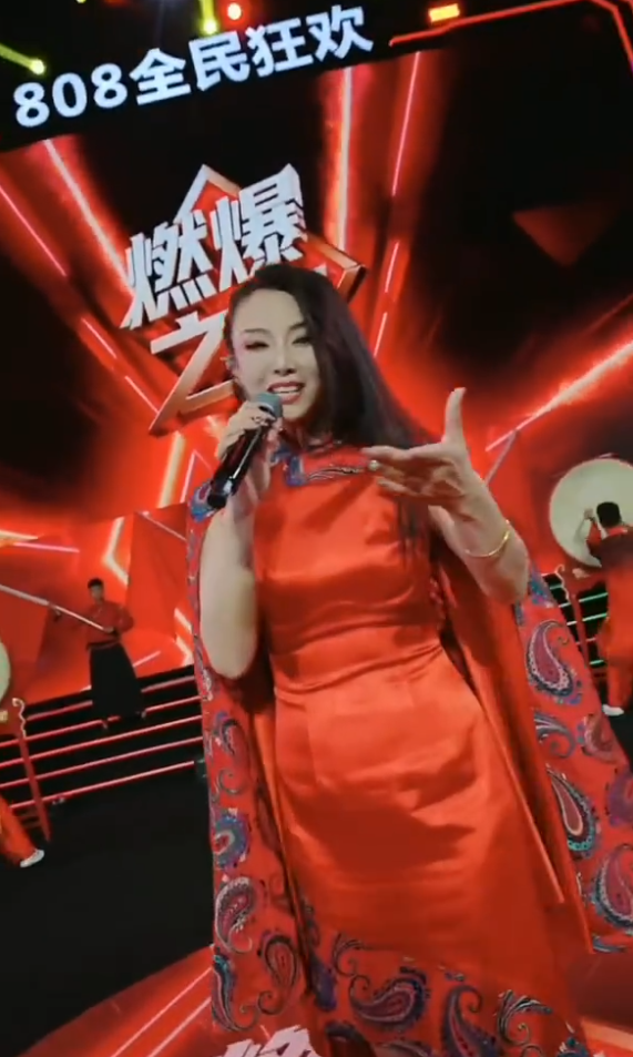 驴姐怒怼买号传闻：高迪的号问我干啥？从草根到顶流！太原老葛“燃爆之夜”泪诉逆袭史(图6)