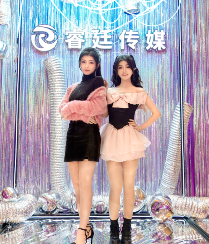 “第一次”就给兰梦莎!YY大办头条擂主庆功会,三赴成都服务睿廷(图8)