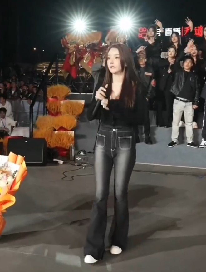 天佑求婚“闺蜜”崔阿扎？配合办婚礼收礼金，共同出席祁天道首秀(图6)