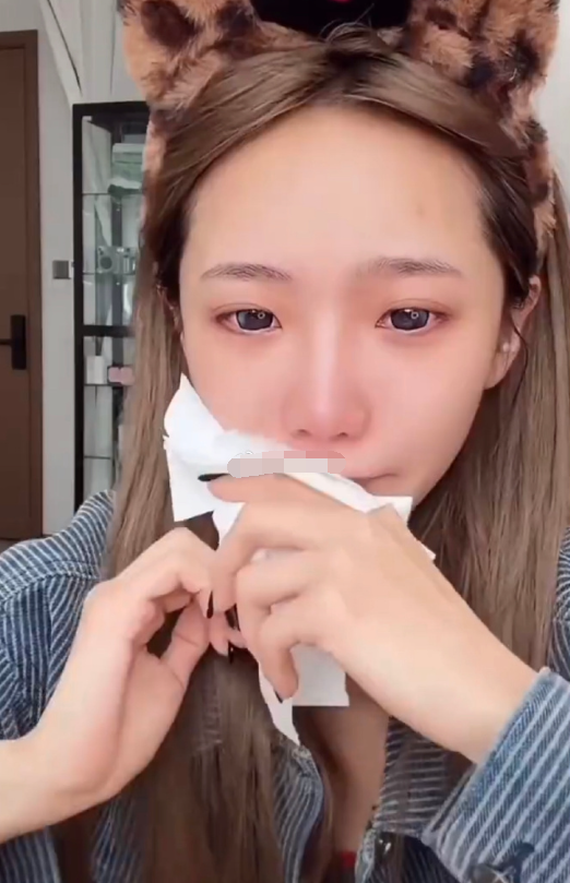 叶珂怒斥改名谣言：发誓从小就叫叶珂！抑郁症越来越严重，娇妹又哭了！(图3)