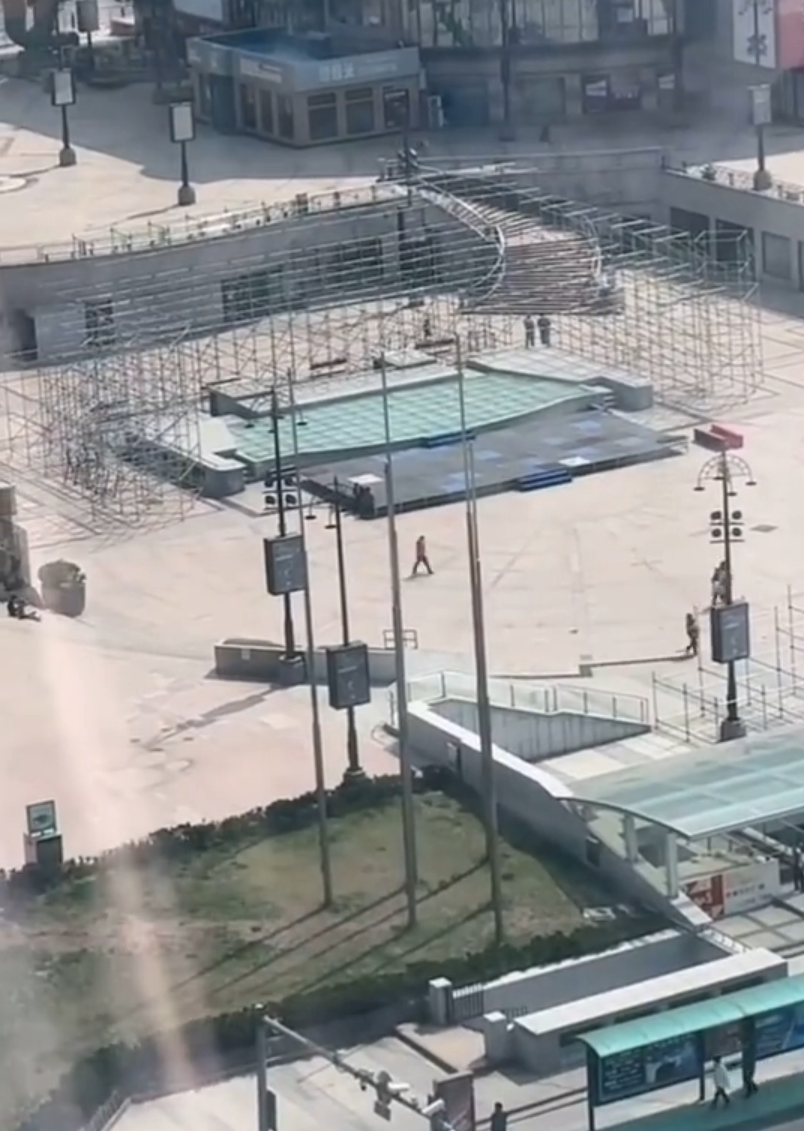 “走街”户外直播到头了，祁天道转型做大舞台，场地就位即将开搞(图6)