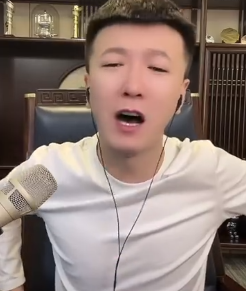 祁天道户外也有人搅和，他现在挺难,刘二狗连麦天佑攀交情商业互吹(图2)