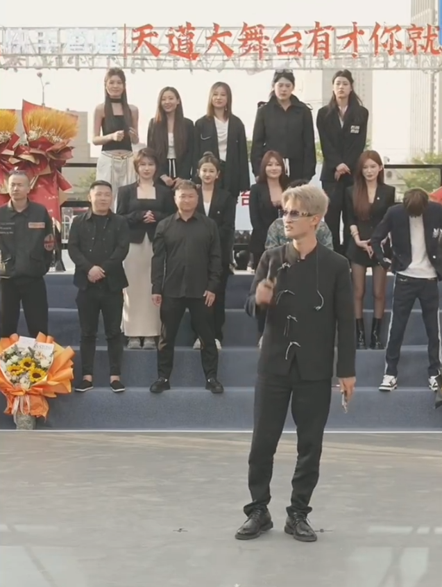 刘二狗喊话刘刘，再干我人设必还手！一哥分析天道大舞台真实人气(图3)