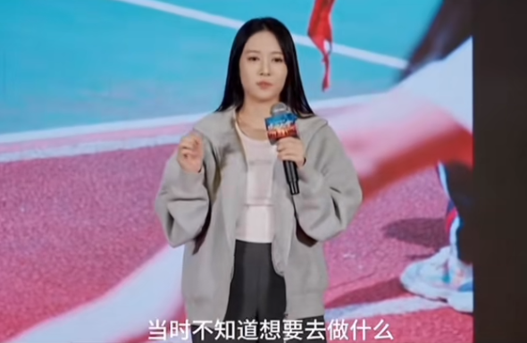 我要改命“活”下去!吴柳芳首谈擦边原因,母亲生病爸爸贷款(图2)