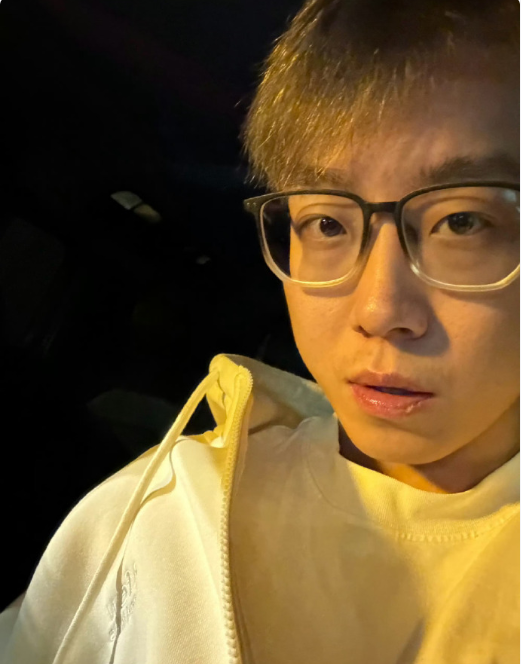 被说像男主“裤衩哥”，陈泽无奈回应！牌牌琦“吐槽”小伊伊穿的像御厨(图3)