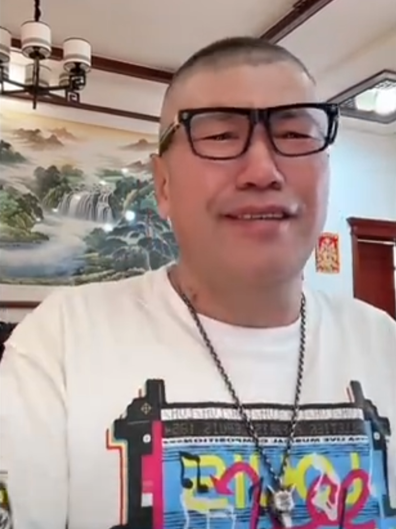 刘二狗喊话：愿拜在辛巴师门下！赵本六致歉：曾经玩互联网炒作(图5)