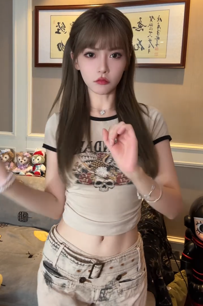 下海？河南飞不飞？周淑怡当场怒斥黑粉：别给河南丢人！(图1)