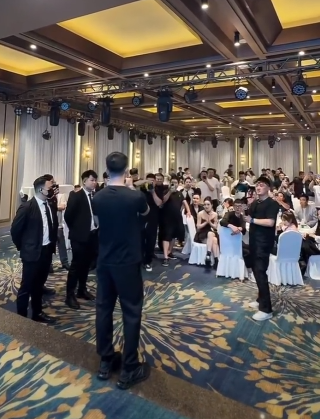 牌牌琦致歉否比赛认演“剧本”，仙洋取消商丘酒吧商演，改为粉丝见面会(图7)